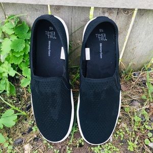 Time and Tru slip-on shoes